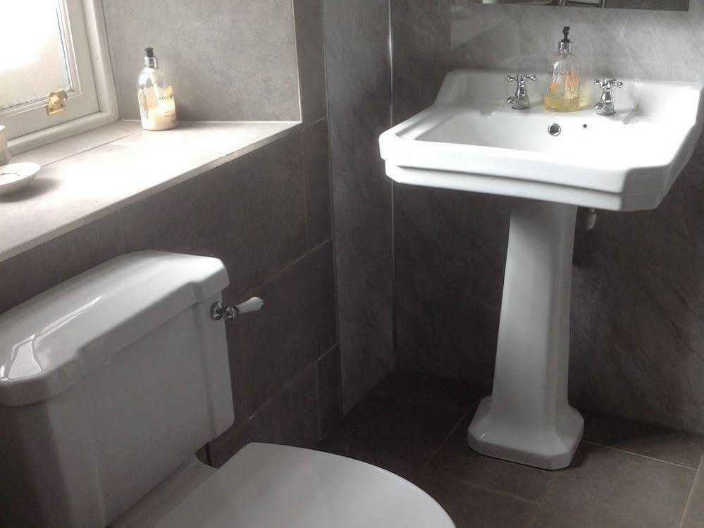 The Hopetoun Arms Hotel Leadhills المظهر الخارجي الصورة